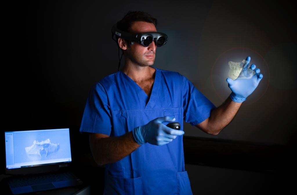 Salute dentale 4.0: olografia e tecnologia tridimensionale